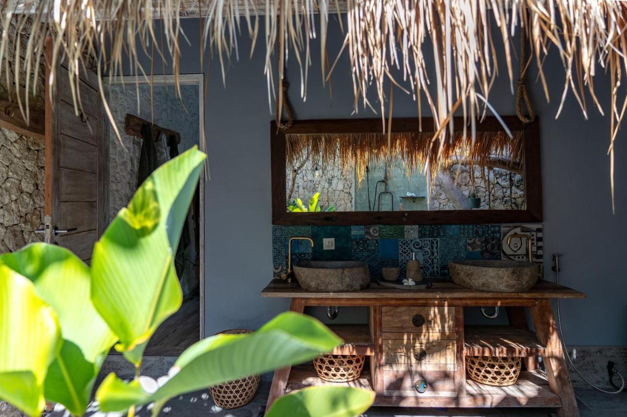 Laguna Biru Lembongan Kültér fotó