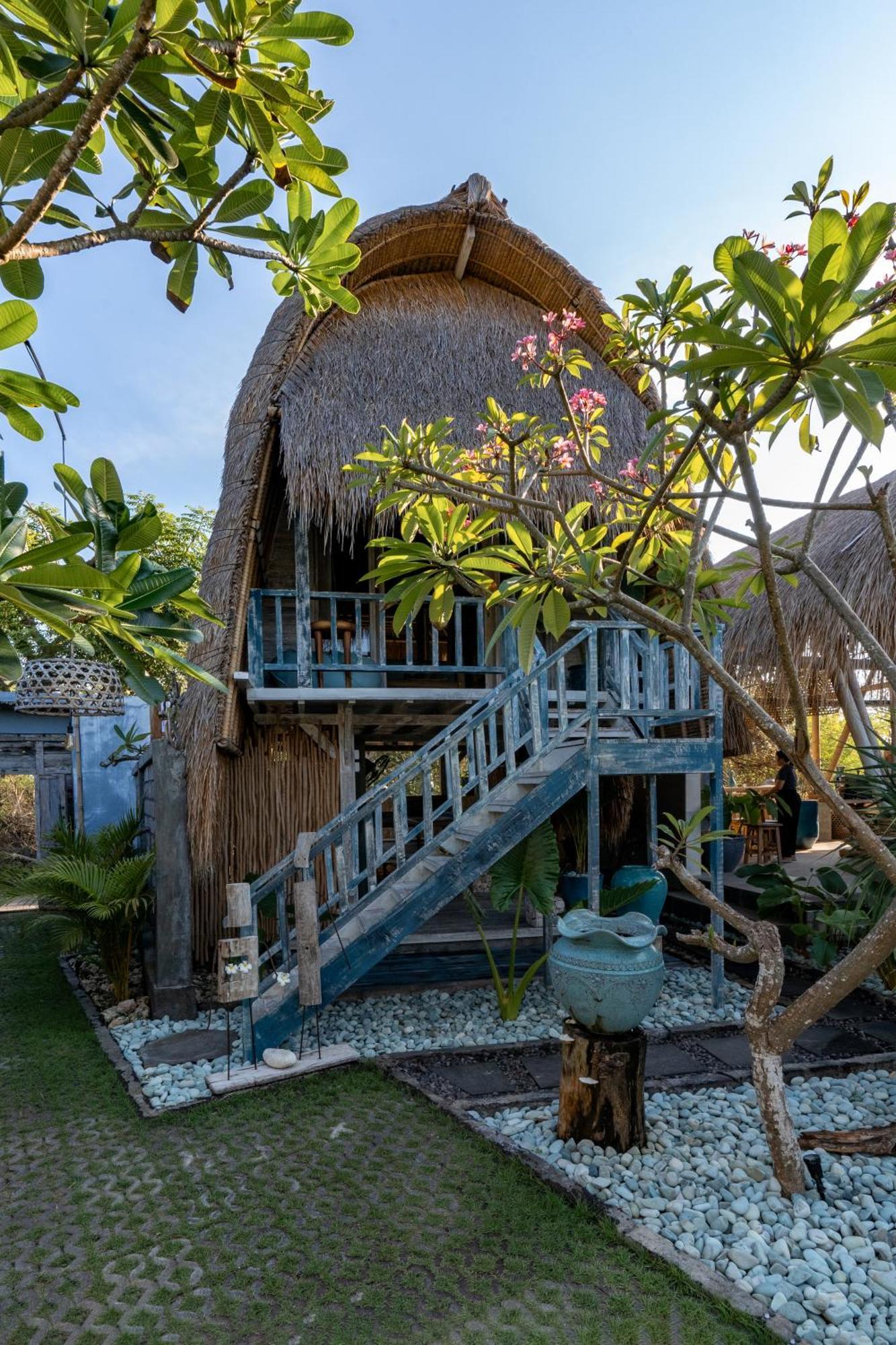 Laguna Biru Lembongan Kültér fotó